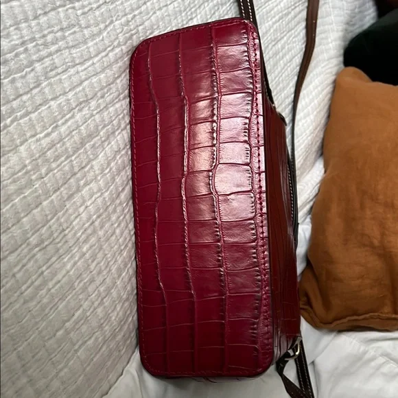 Dooney & Bourke Red Croc-Embossed Crossbody Bag - Picture 7 of 9